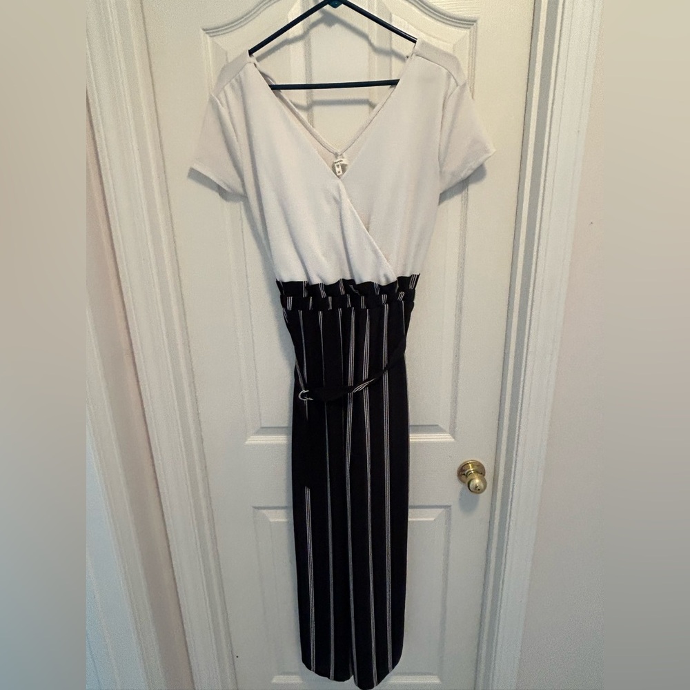Maurices White Top & Black Striped Pants Jumpsuit Women’s Medium